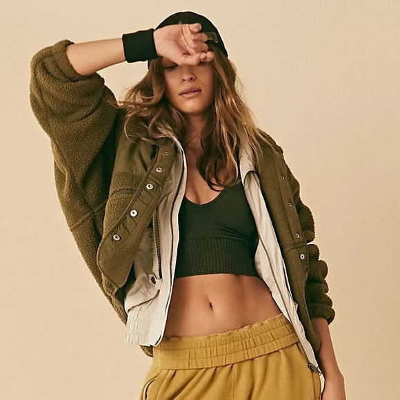 Free People Jackets & Blazers - Free People Hit the Slopes Fleece Jacket in Army Green